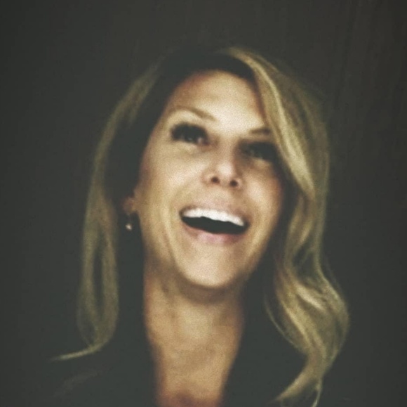 Meet your Posher, Ashley - Picture 1 of 1